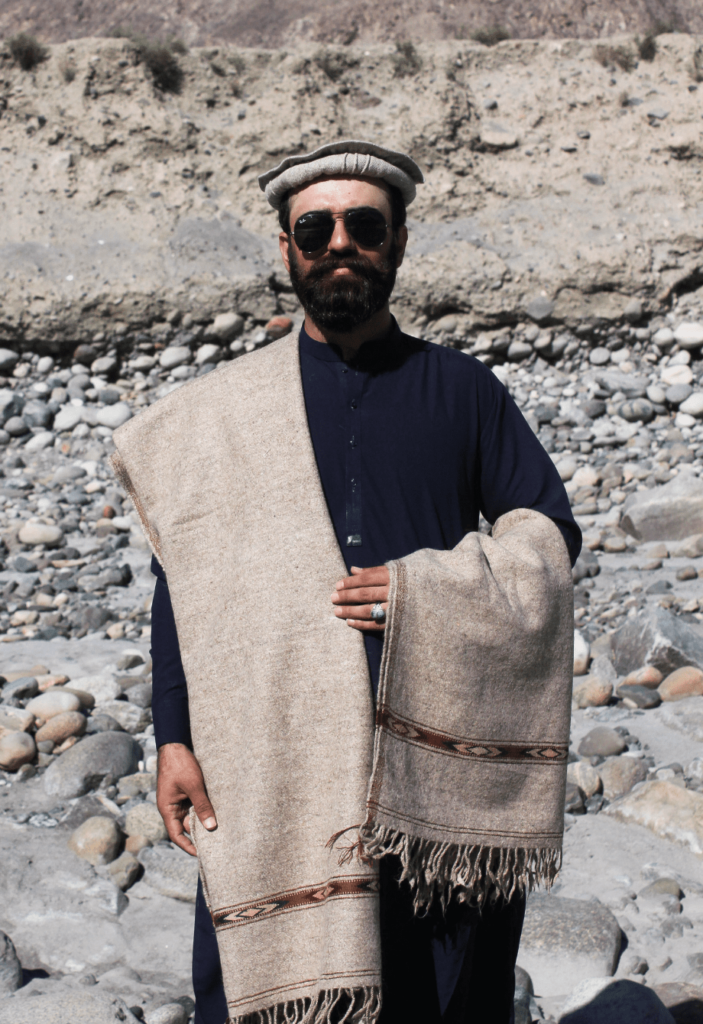 skardu-cultural-shawls