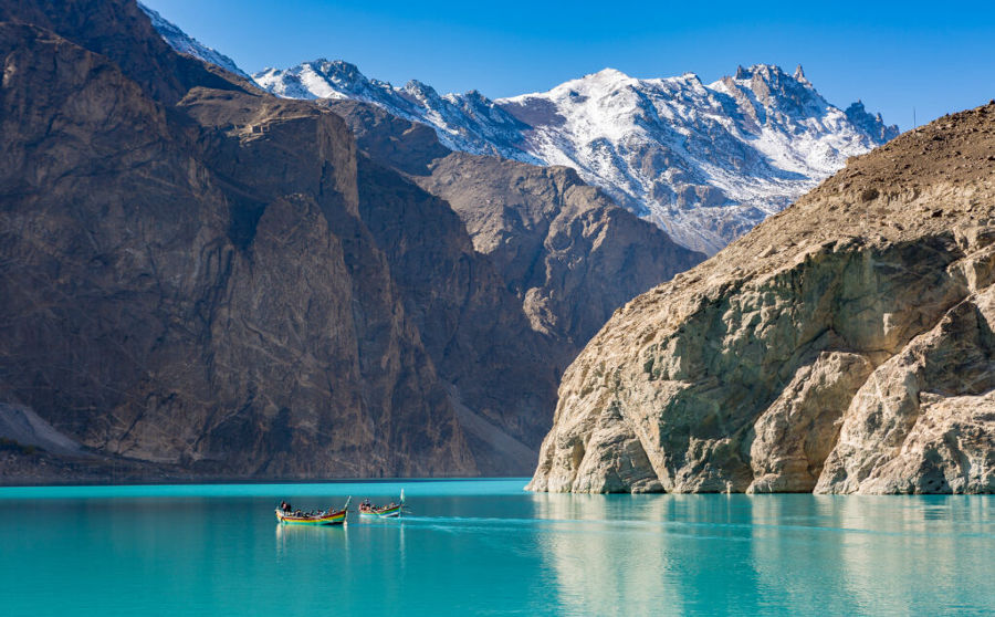 attabad-lake-gilgit-baltistan